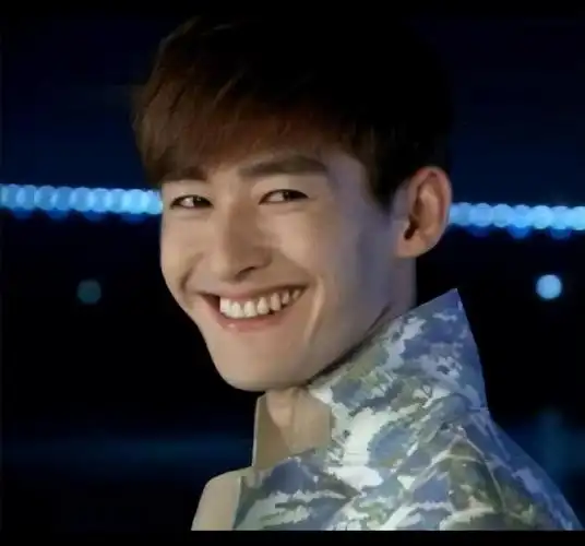 一张嘴毁了一张脸这9位明星告诉你嘴巴能有多拖垮颜值