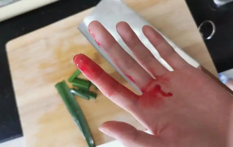 准备大显身手,没想到出师未捷身先死,血祭了你,以后你就是我的好刀了