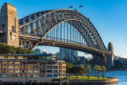 offers great views of sydney harbor and the sydney harbor bridge