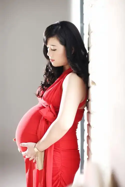 25w ,晒几张我滴惊人双胎大肚子孕妇照.