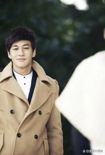 何润东:别人拍戏是为了赚钱,我拍戏是为了集齐所有男生的梦想|演员