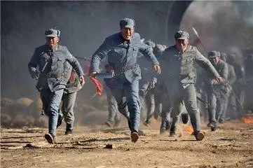 为何战争时期的士兵冲锋陷阵都不怕死?原因有四点,你去你也不怕