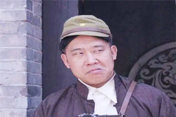 日本战败后狼狈地逃回国内,那些汉奸们,最终的下场如何