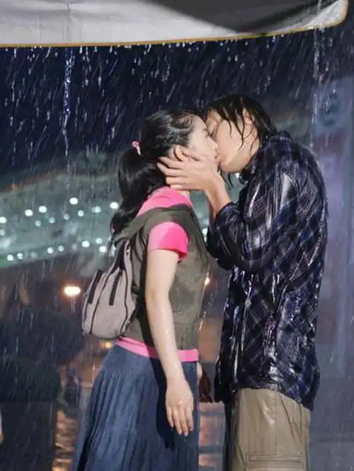 我先说01《恶作剧之吻》台版《花样男子》日版百看不厌,每次看那些