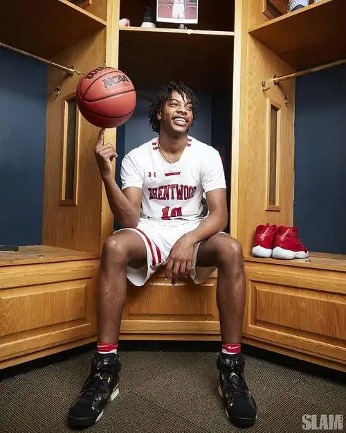 目前排在2018届第一的控卫dariusgarland