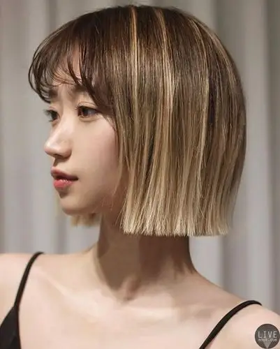 2021春夏大热发型流苏切造型适合圆脸减龄又好整理