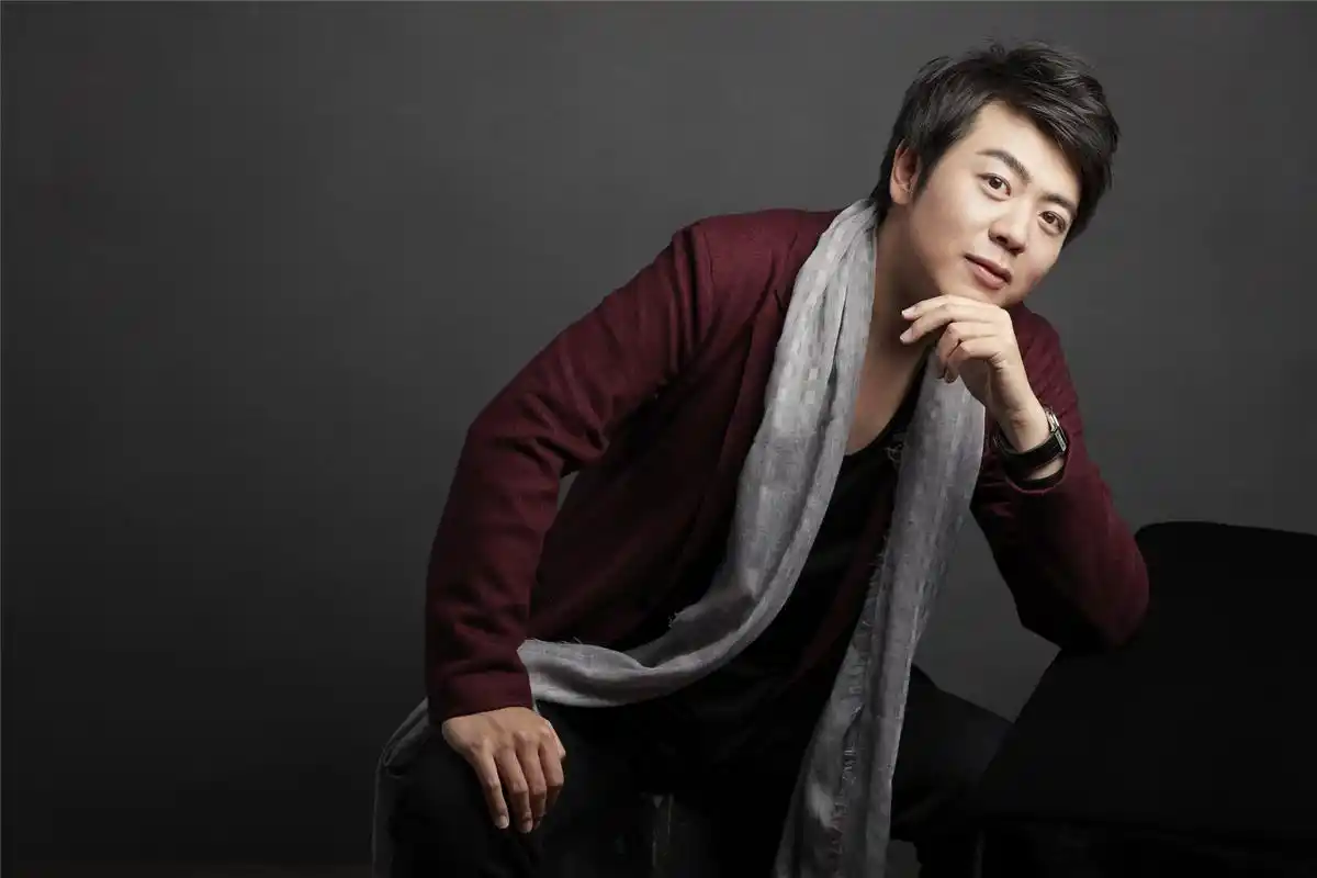 琴童家长看过来郎朗说钢琴是浩瀚宇宙千万别像钻牛角尖儿似地学习