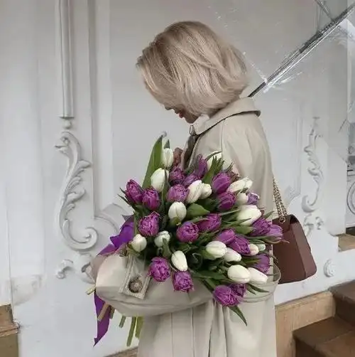 头像丨女生入目无他人