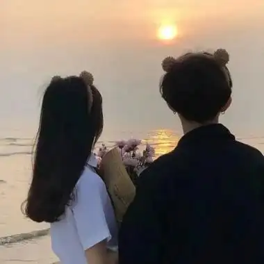 2022好看的情侣背影头像图片高清微信情侣背影头像两张郎才女貌