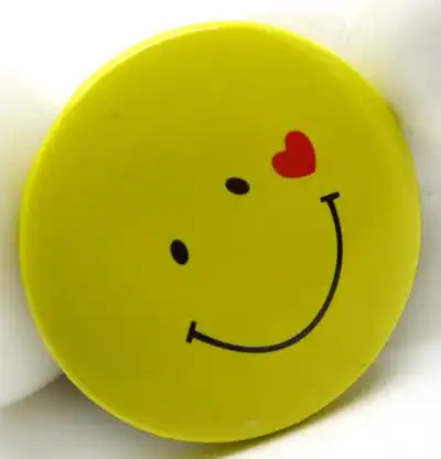 小号可爱卡通儿童笑脸胸章 笑脸徽章 笑脸胸针 笑脸胸牌 卡通胸章