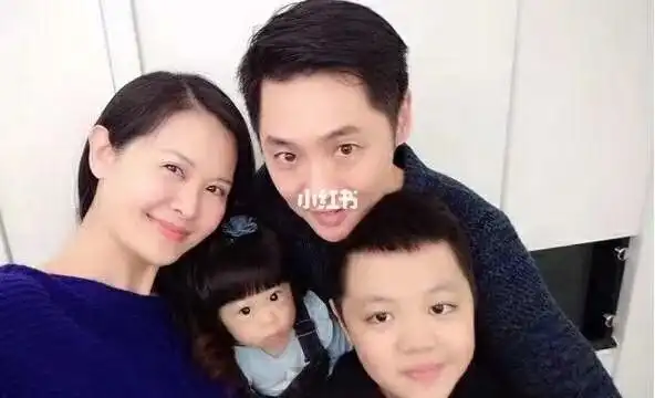 的东西来调养身体;而陈维龄更是亲自做一些蔬果汁,给她自己和她的老公