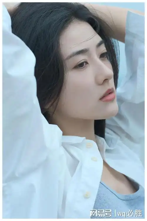 梁洁:璀璨星辰,演绎人生百态我们大家喜欢吗