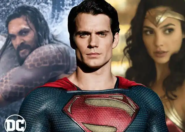 美国就是个极端"个人英雄主义"的电影