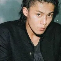 泷谷源治小栗旬头像 扎头发热血高校小栗旬头像_微信头像图片大全