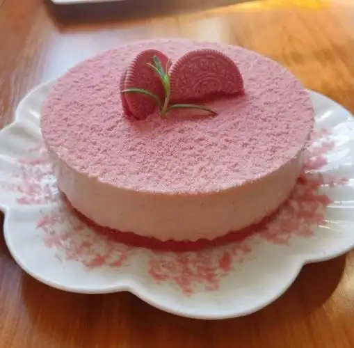 樱花奥利奥草莓慕斯蛋糕免烤免打发