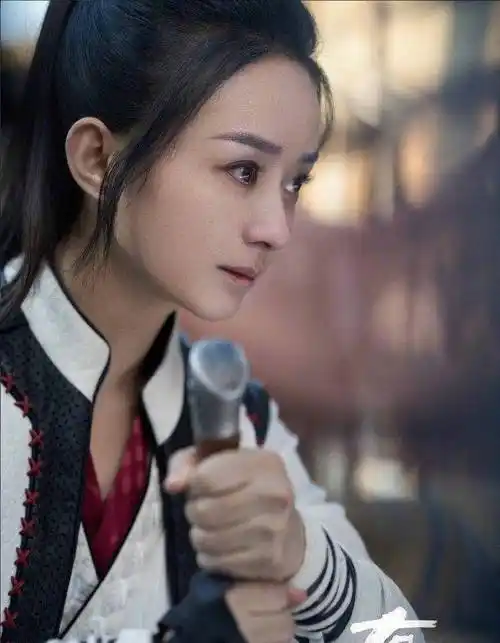 原创有翡发布角色剧照赵丽颖红衣高马尾演绎古灵精怪女侠