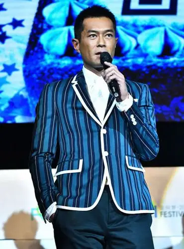 单身男女"脱单"先得会穿衣 吴彦祖周渝民谁有型