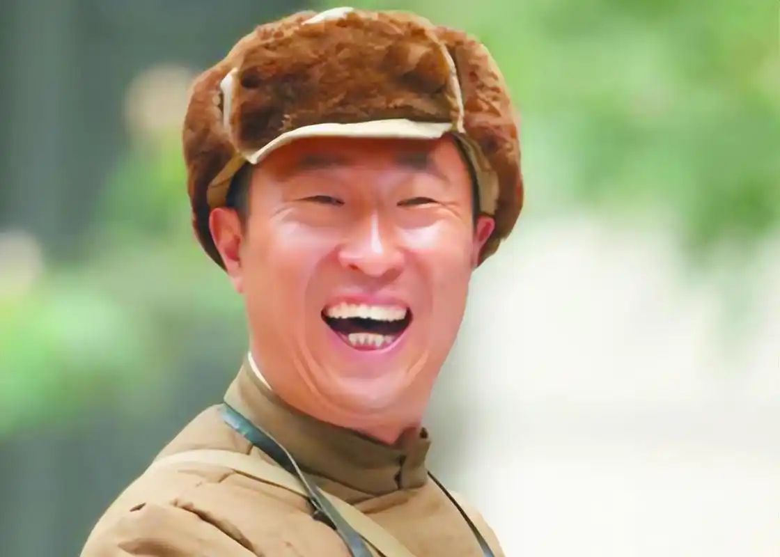 林永健:才华横溢的喜剧演员 林永健通过小品《装修》中的"天津大姐"一