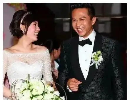 原来孙俪何润东都参加对方婚礼676767