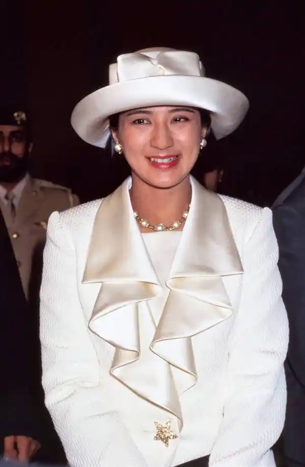 从高知外交官到日本皇后 雅子年轻时高贵又是时髦