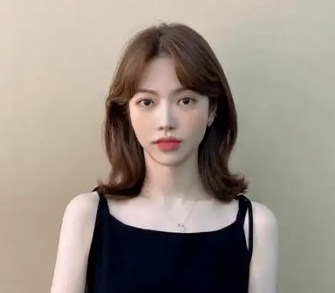 韩式外卷发型图片 俏皮可爱谁剪都很美 - 女士卷发 - 发型站