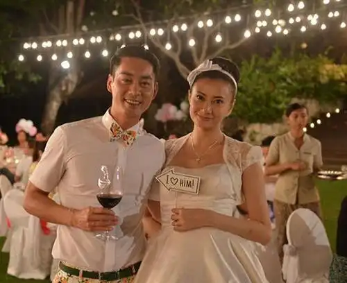 【图】陈国坤老婆比他还高揭秘 网友大呼受不了