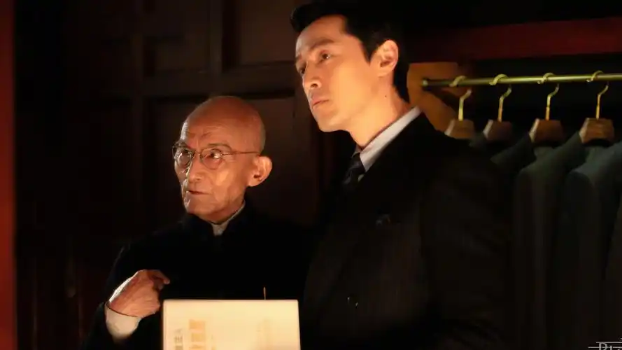 《繁花》阿宝原生家庭复杂,爷爷是资本家,父亲是革命工作者