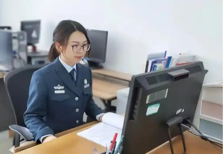 武警部队招聘文职人员,个别岗位高中学历也可以,门槛属实太低了-事业