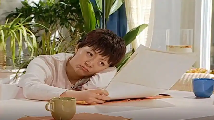 家有儿女小雨给妈妈画画像把爸爸逗乐了