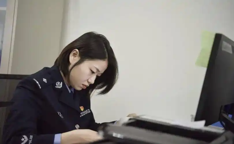 兴宁90后女警察邢晓敏