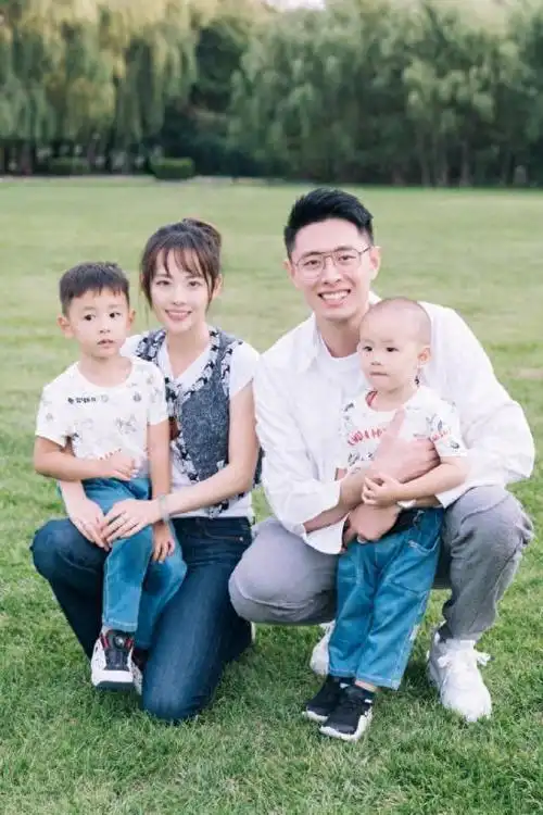 回顾3年生两子,结婚8年都等不来婚礼的张嘉倪,终究为他人做了嫁衣