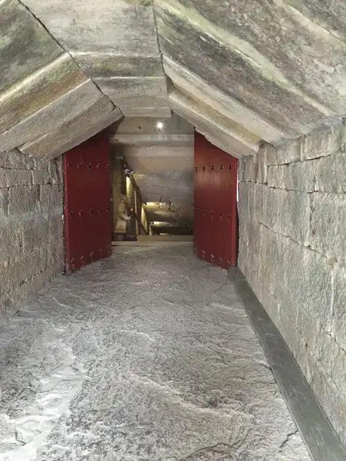 芒砀山汉梁王陵