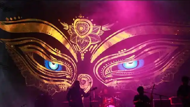 灵眼!现场太帅了!👀 @九宝乐队_新浪新闻