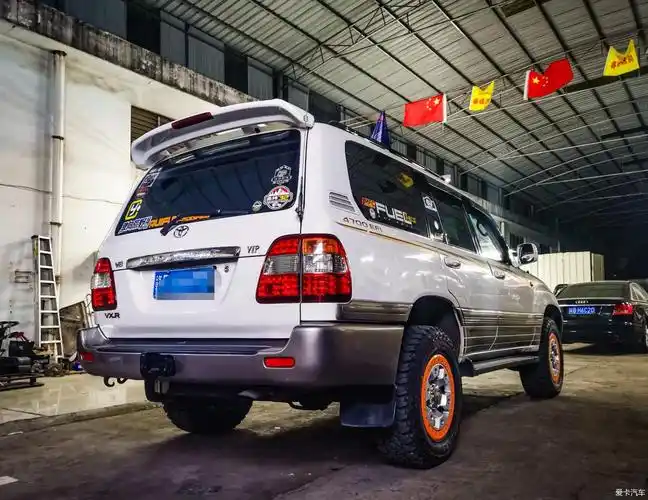 完美一跃陆巡lc100圆梦的小小实用改装