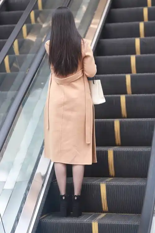 重庆街拍:北城天街20221207-08