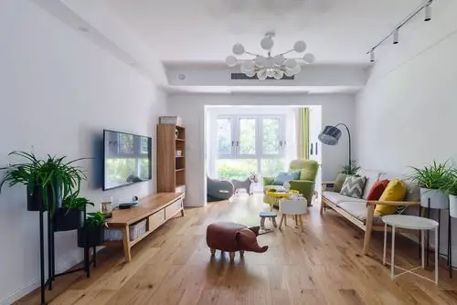 淮南碧荷亭小区140㎡,简约北欧风格,原木色系家具效果真漂亮