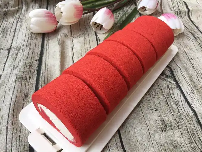 红丝绒蛋糕卷