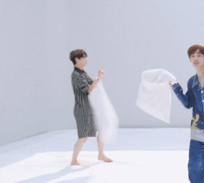 时代少年团睡衣派对