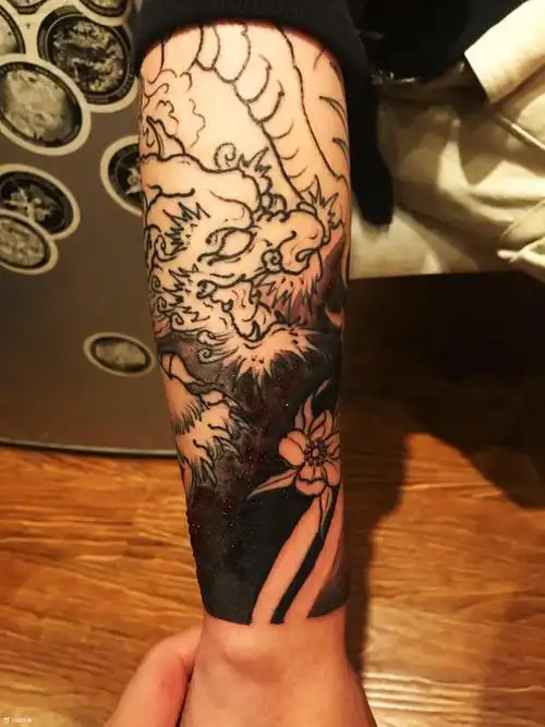 老传统貔貅花臂_纹身图案手稿图片_施晓露的纹身作品集