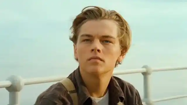 经典电影泰坦尼克号主题曲myheartwillgoon莱昂纳多主演