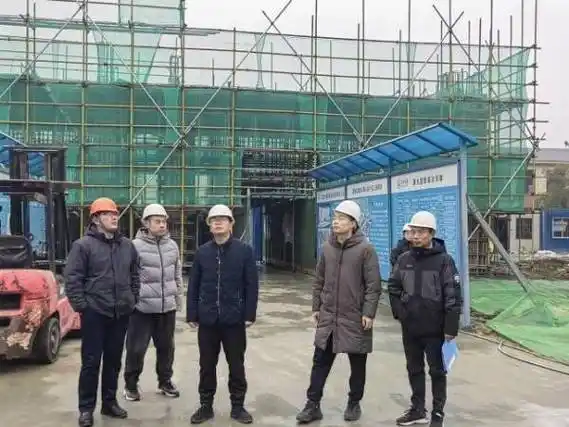 豫建集团公司总经理张春雷开展节前 安全检查工作