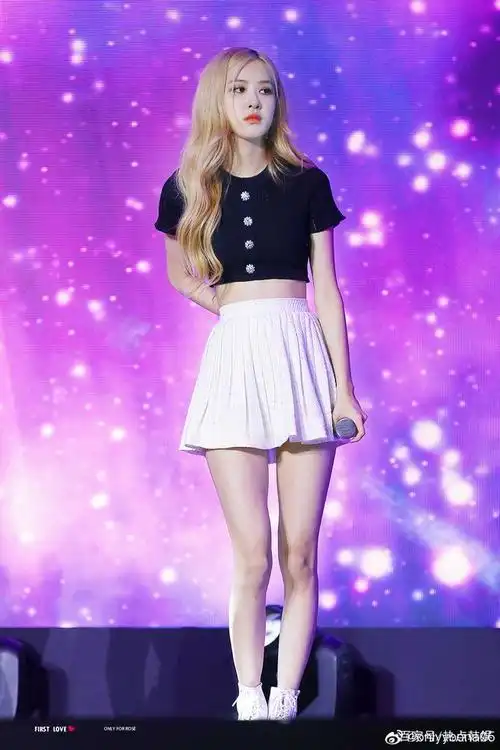 人肥胖率属世界前列,那么问题来了,rose 的蚂蚁腰和筷子腿是怎么回事?