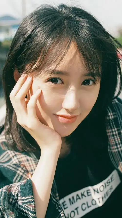 甜美女孩袁冰妍