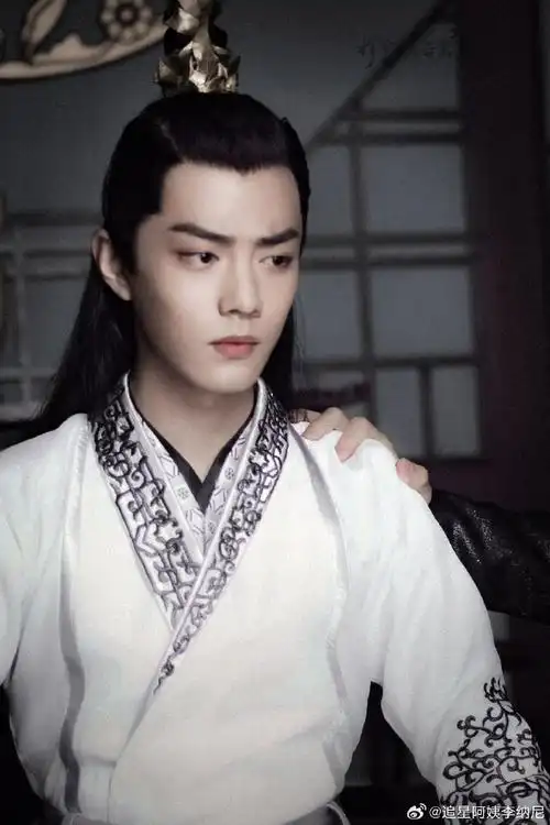 肖战#玉骨遥#时影这个造型有点子梦回言冰云了u1s1战哥的古装造型都好