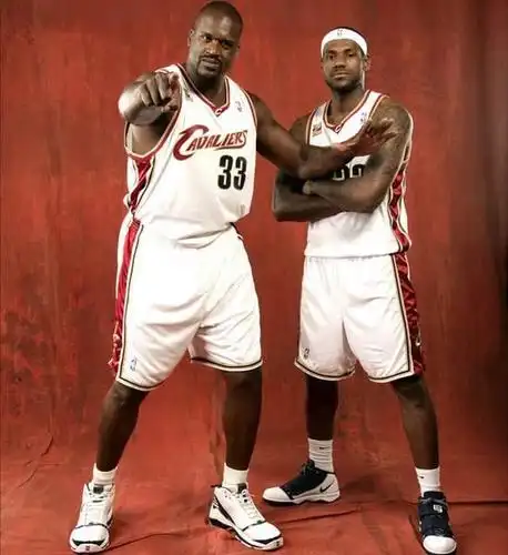 奥尼尔一语惊醒梦中人!29 6超巨原来是赠品,此人让骑士血赚