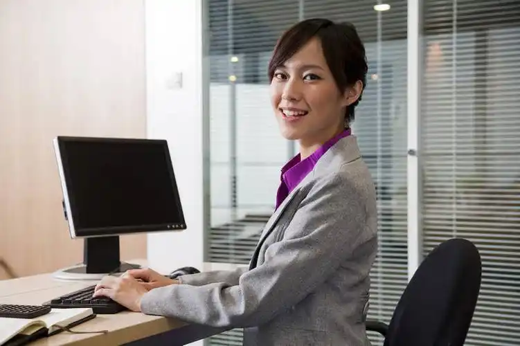 电脑,中国,亚洲,套装,正装,工作,图片,现代建筑,笔记本,美女,金融