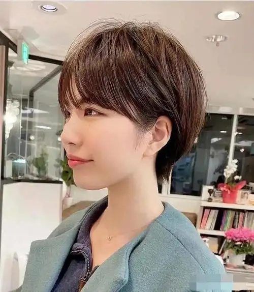 圆脸适合什么短发,怎样测试自己的脸型适合什么发型("小圆脸也适合剪