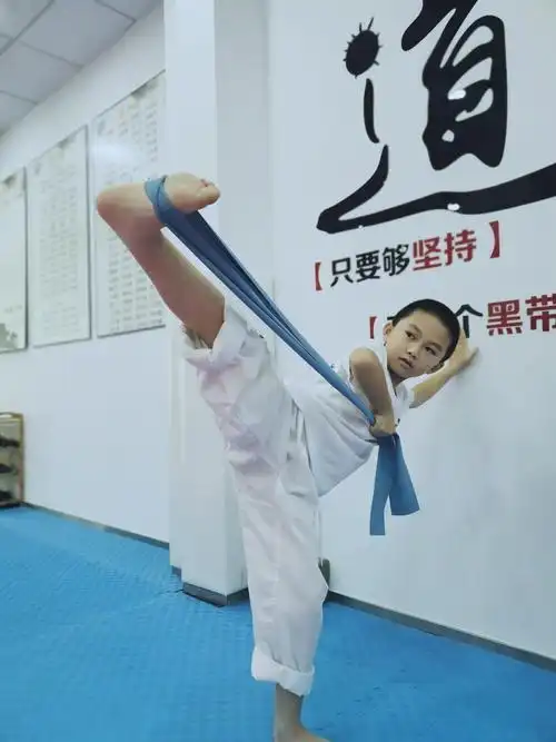 哥哥的成长记录191019:每个人的成长与进步都会有泪水与欢笑!