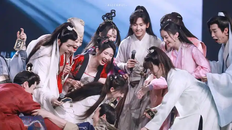 小小的感受,感谢他们有认真对待我们,真心最可贵(山河令生来知己演唱