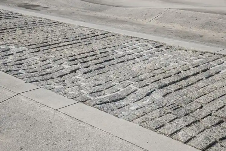 开启新卷法飞凡f7用巴赫座舱和高分行驶质感求你点个关注